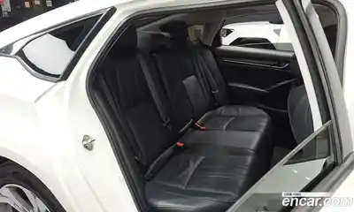 Honda Accord 2018 1.5 гидро в Москве № 1838589, миниатюра 12