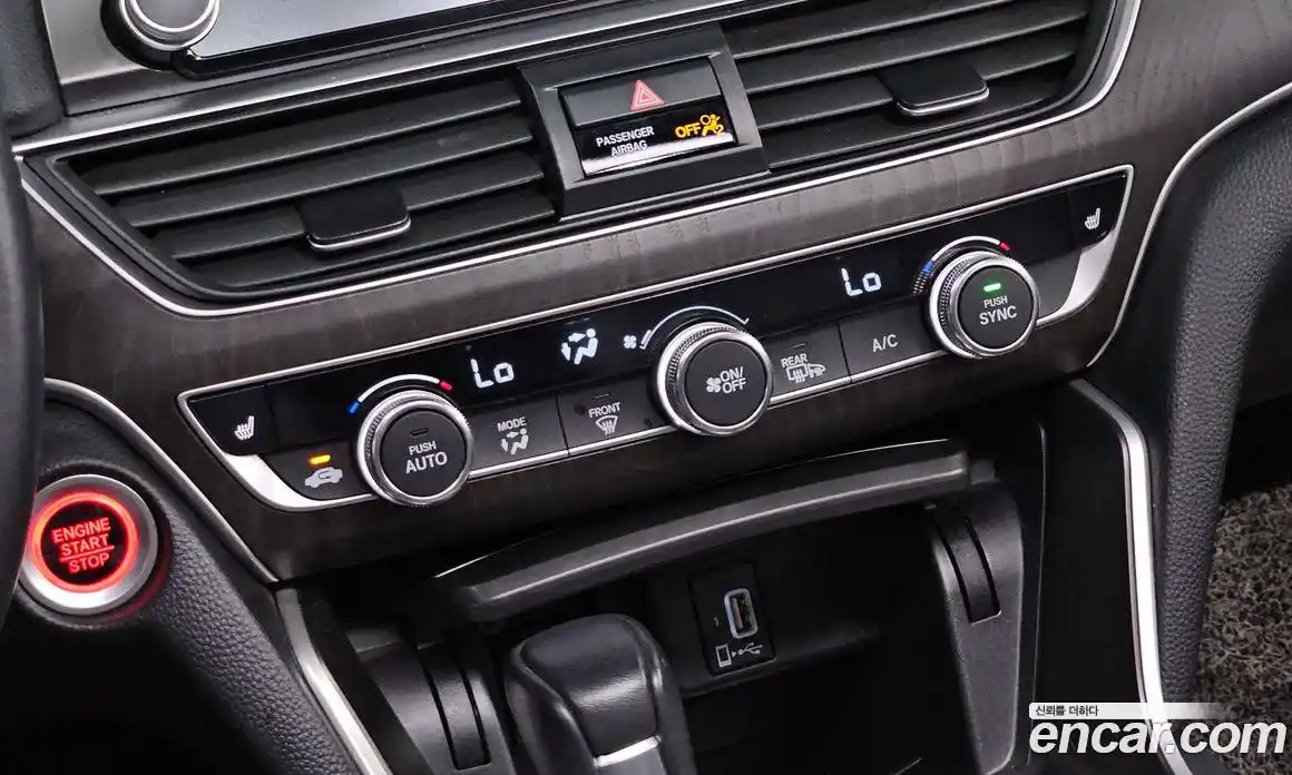 Honda Accord 2018 1.5 гидро в Москве № 1838589, фото 20