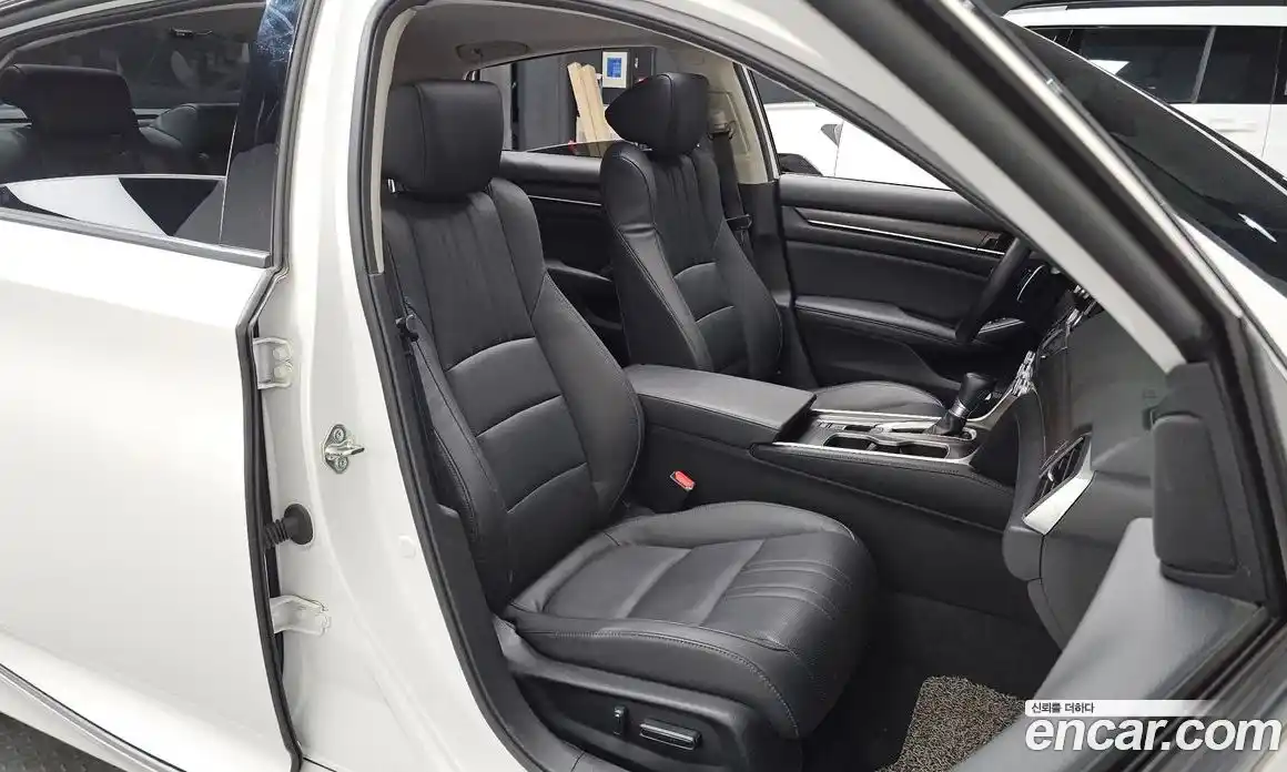 Honda Accord 2018 1.5 гидро в Москве № 1838589, фото 10