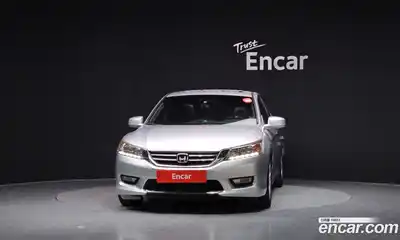 Honda Accord 2013 2.4 гидро в Москве № 1838622, миниатюра 3