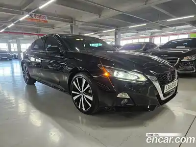Nissan Altima, 2019