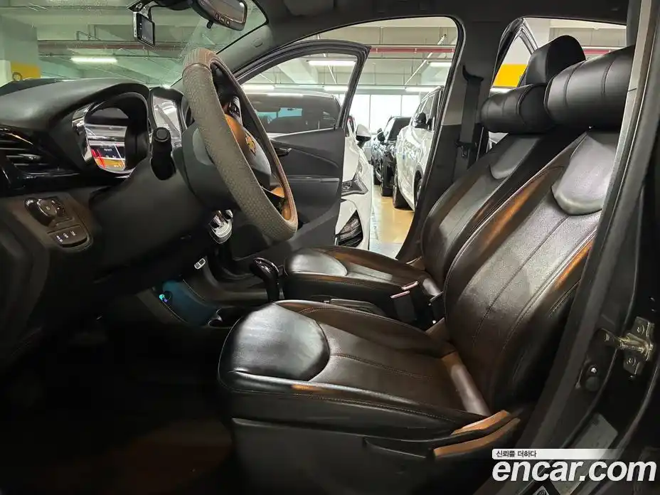 Chevrolet Spark 2016 1.0 гидро в Москве № 219590, фото 11