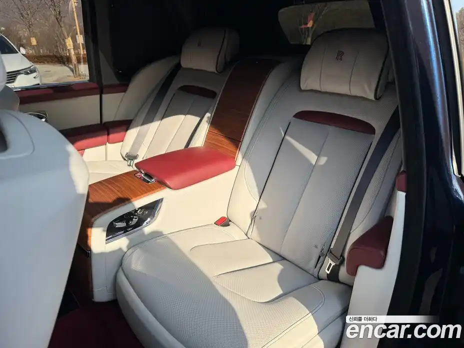 Rolls-Royce Cullinan 2020 6.7 гидро в Москве № 256709, фото 10