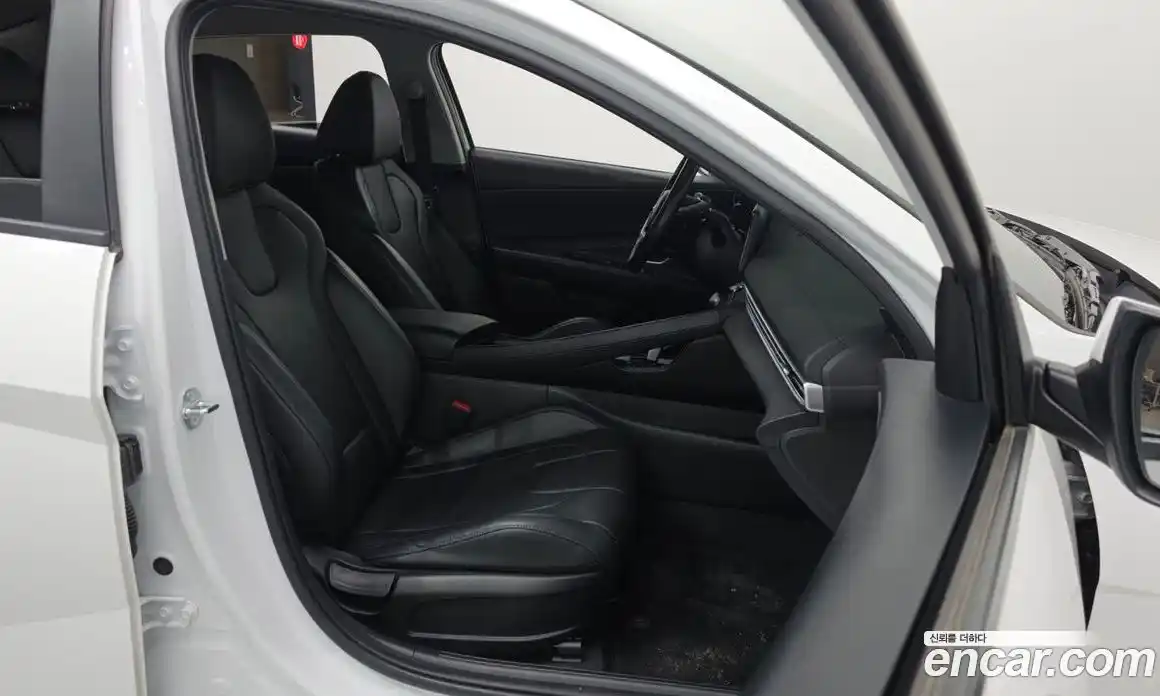 Hyundai Avante 2023 1.6 гидро в Москве № 43939, фото 11