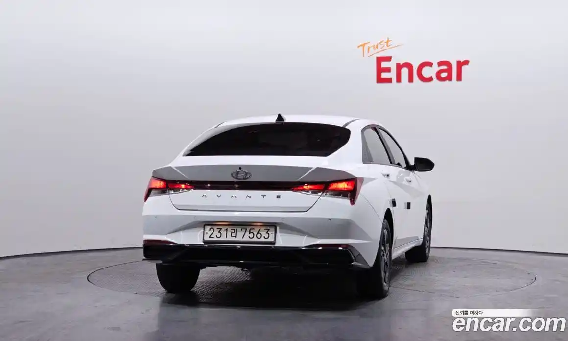 Hyundai Avante 2023 1.6 гидро в Москве № 43939, фото 4