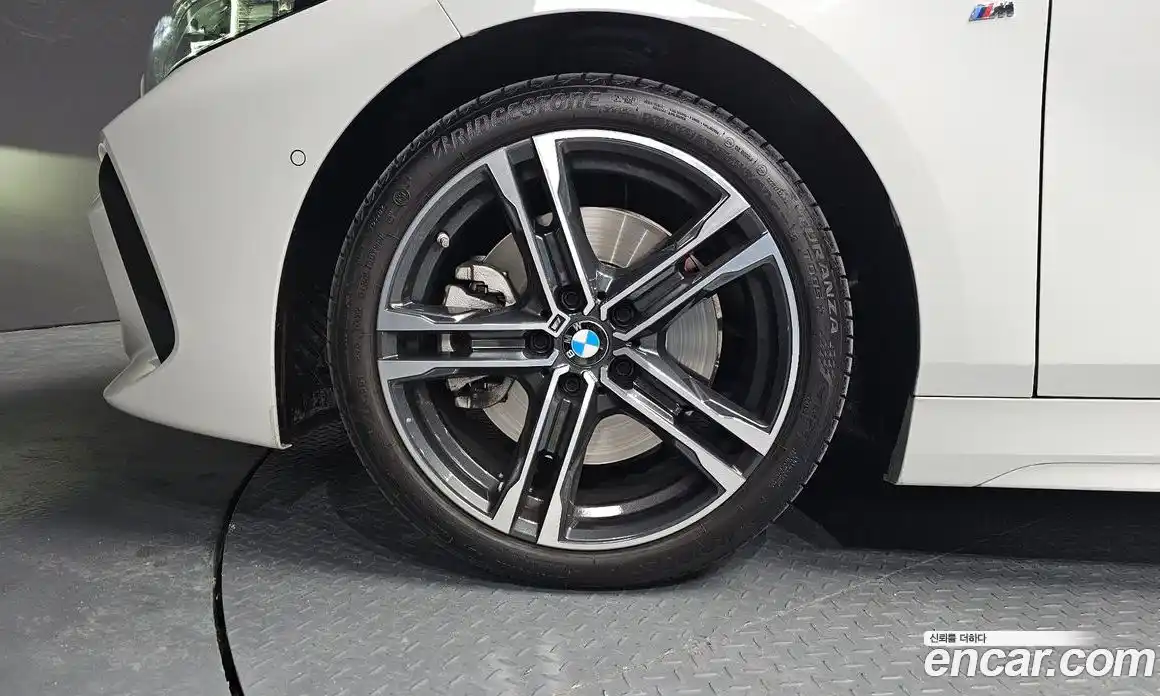 BMW 1-Series 2024 2.0 гидро в Москве, фото 5
