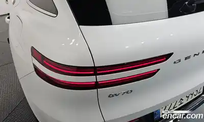 Genesis GV70 2021 2.5 гидро в Москве № 1245460, миниатюра 9