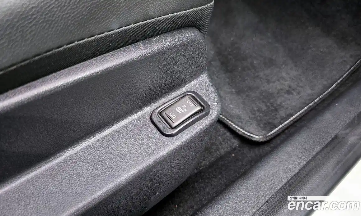 Renault SM3 2016 1.6 гидро в Москве № 1249106, фото 26