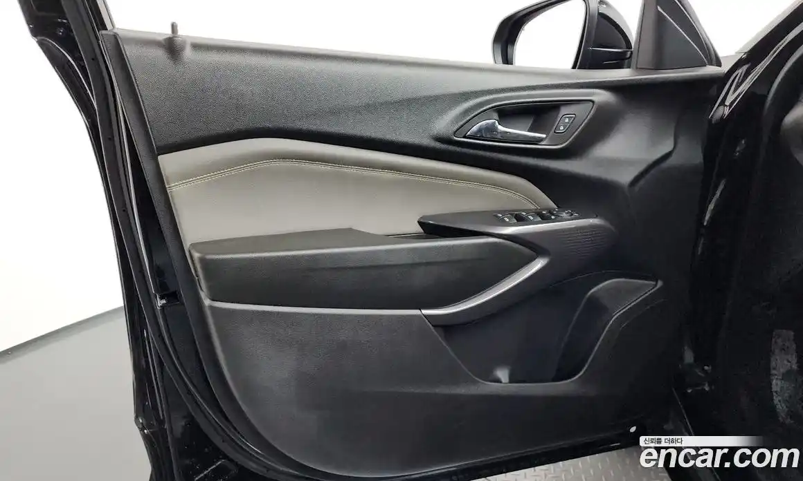 Chevrolet Trax 2023 1.2 гидро в Москве, фото 14