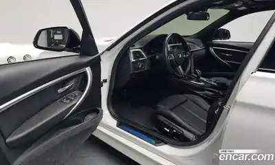 BMW 3-Series 2018 2.0 гидро в Москве № 1319275, миниатюра 12