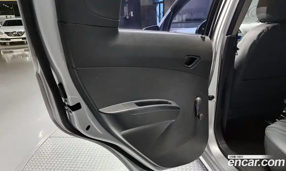 Chevrolet Spark 2012 1.0 гидро в Москве № 1320197, фото 15