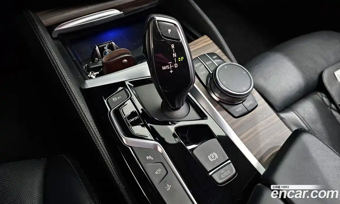 BMW 6-Series 2018 3.0 гидро в Москве, фото 12