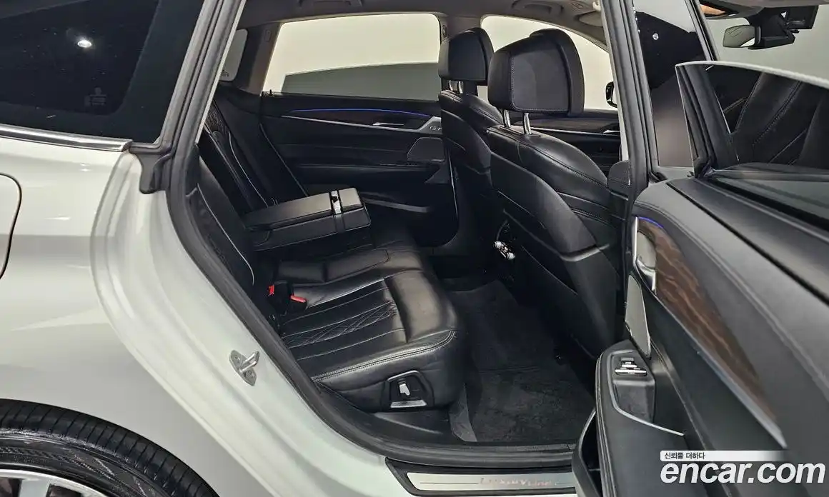 BMW 6-Series 2018 3.0 гидро в Москве, фото 16