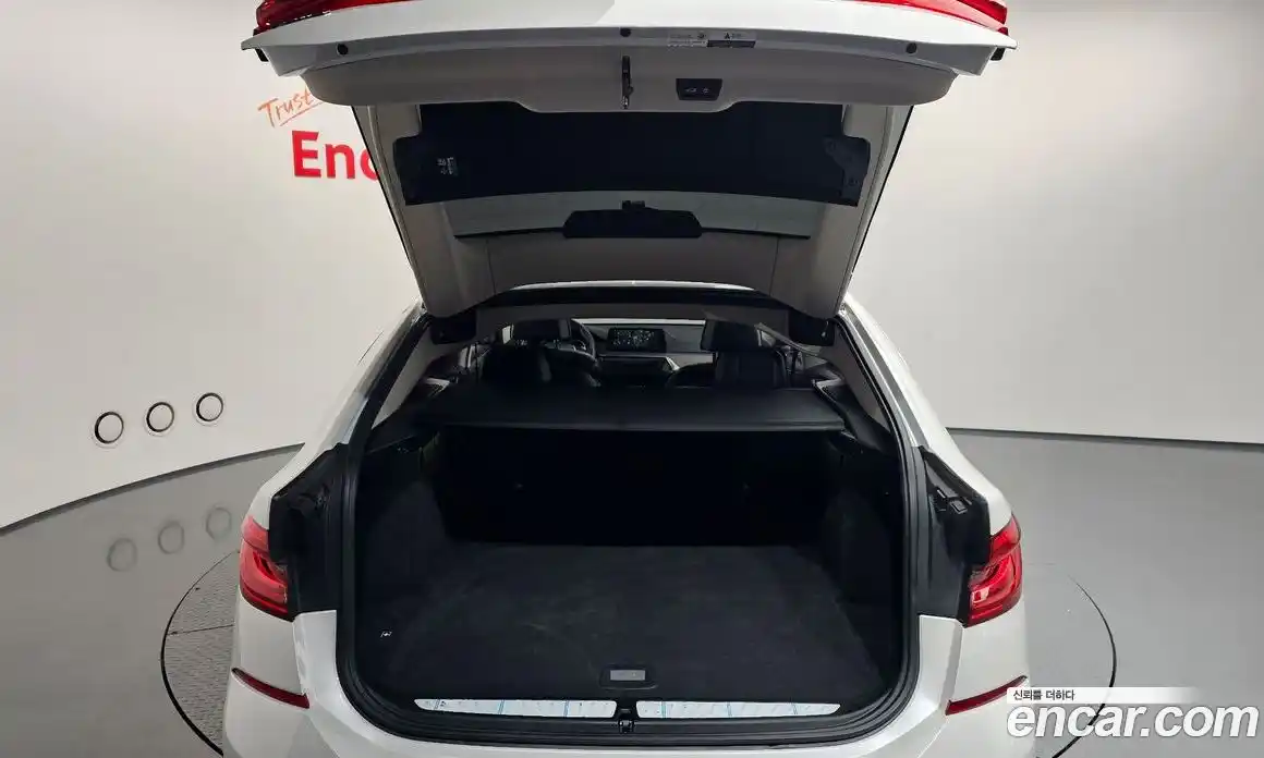 BMW 6-Series 2018 3.0 гидро в Москве, фото 26