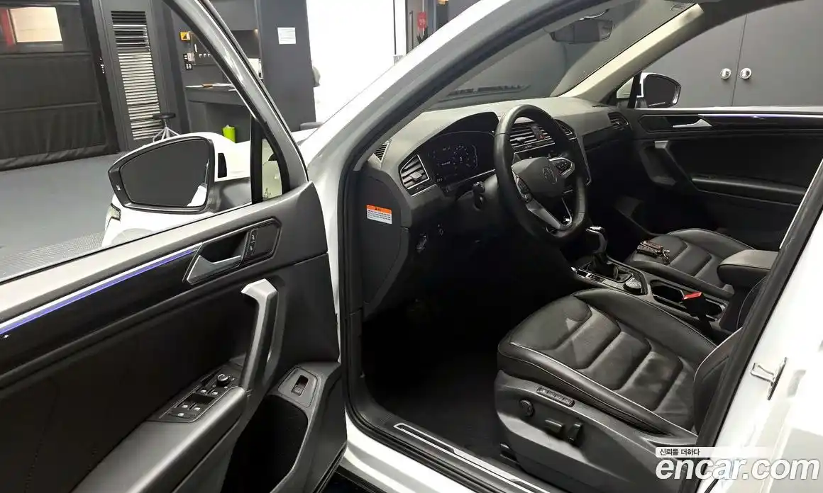 Volkswagen Tiguan 2021 2.0 гидро в Москве № 1323466, фото 13