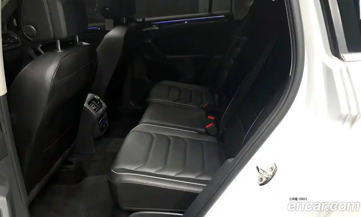 Volkswagen Tiguan 2021 2.0 гидро в Москве № 1323466, фото 18