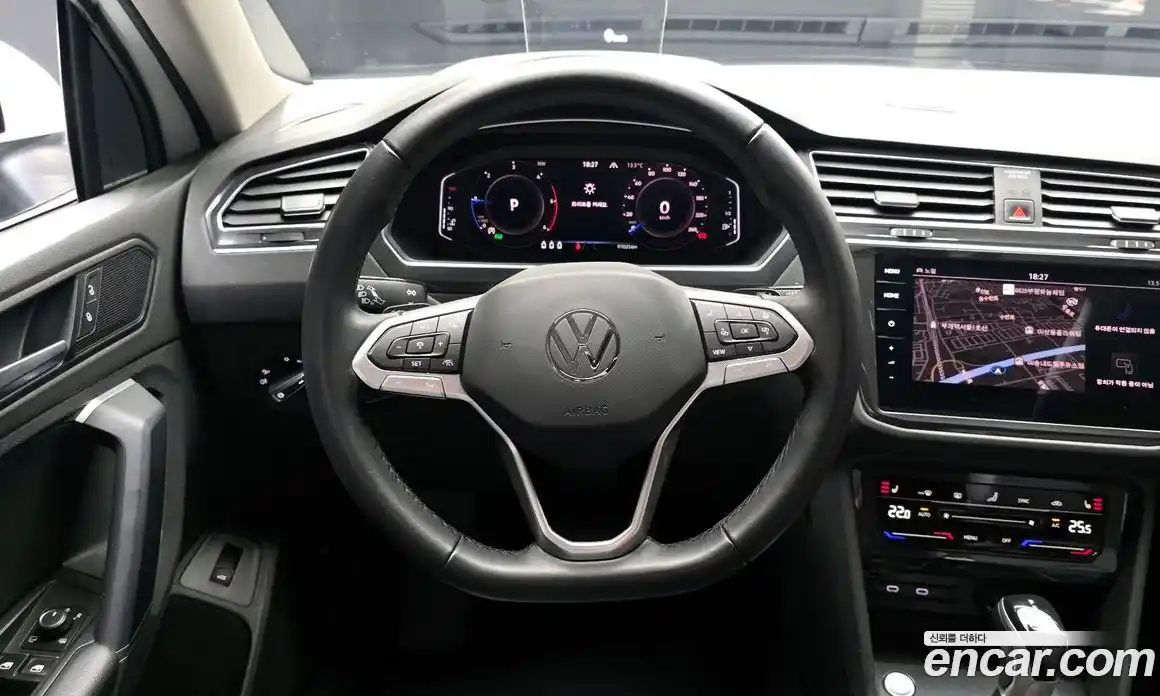 Volkswagen Tiguan 2021 2.0 гидро в Москве № 1323466, фото 19