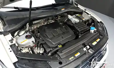 Volkswagen Tiguan 2021 2.0 гидро в Москве № 1323466, миниатюра 6