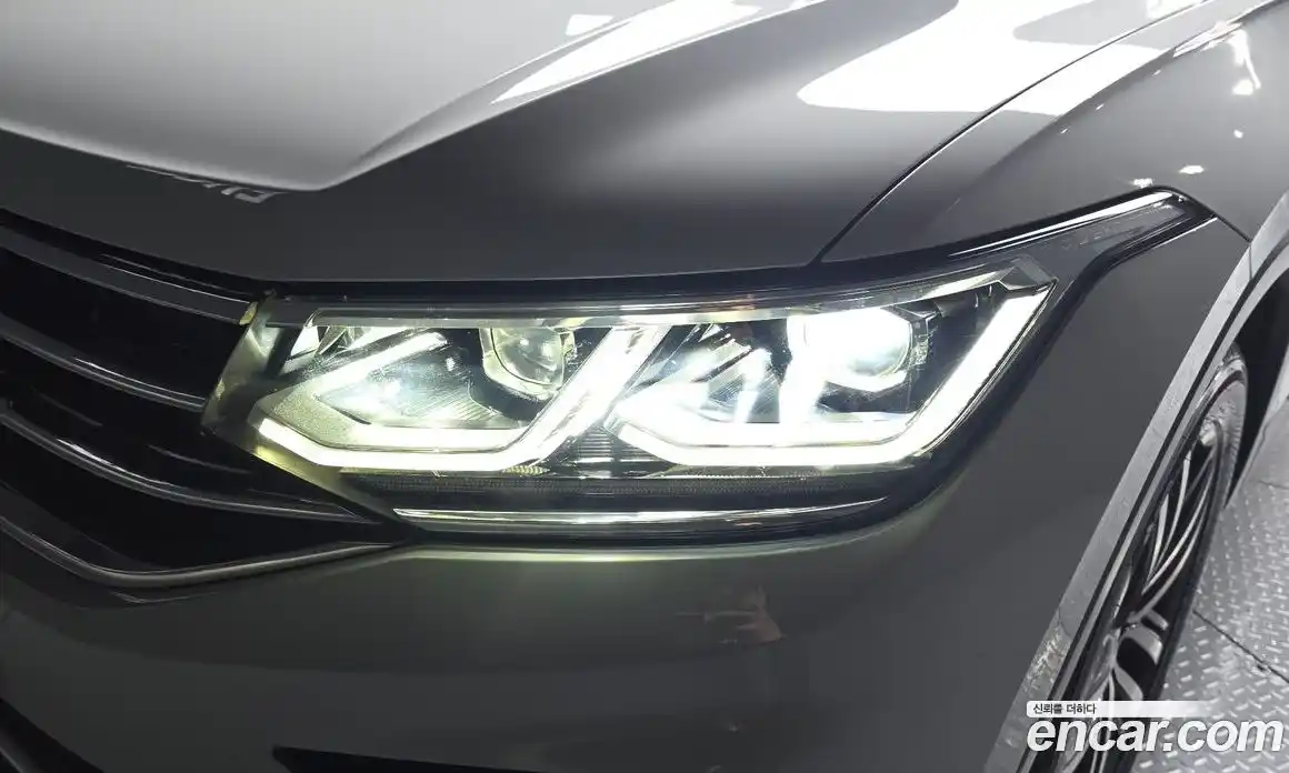 Volkswagen Tiguan 2021 2.0 гидро в Москве № 1323466, фото 8