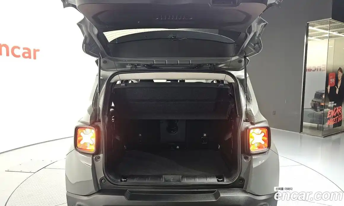 Jeep Renegade 2022 1.3 гидро в Москве № 1323662, фото 26