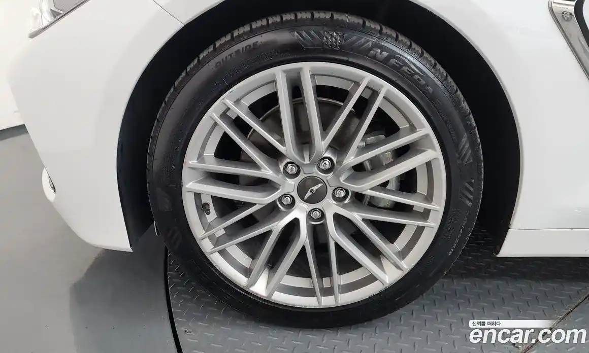 Genesis G70 2019 2.0 гидро в Москве, фото 7