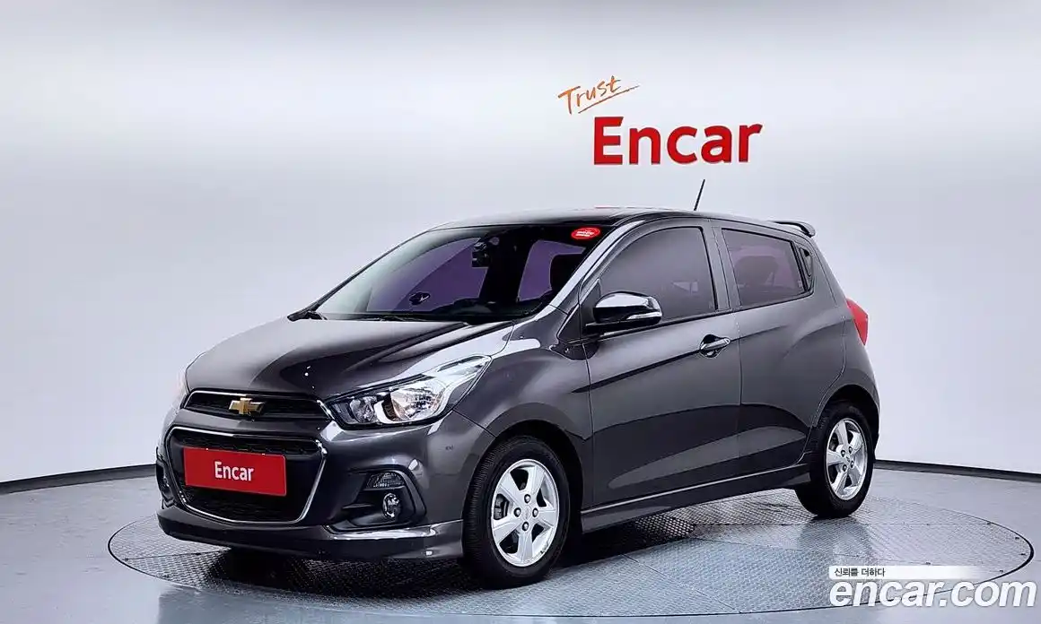 Chevrolet Spark 2015 1.0 гидро в Москве № 1345017, фото 1