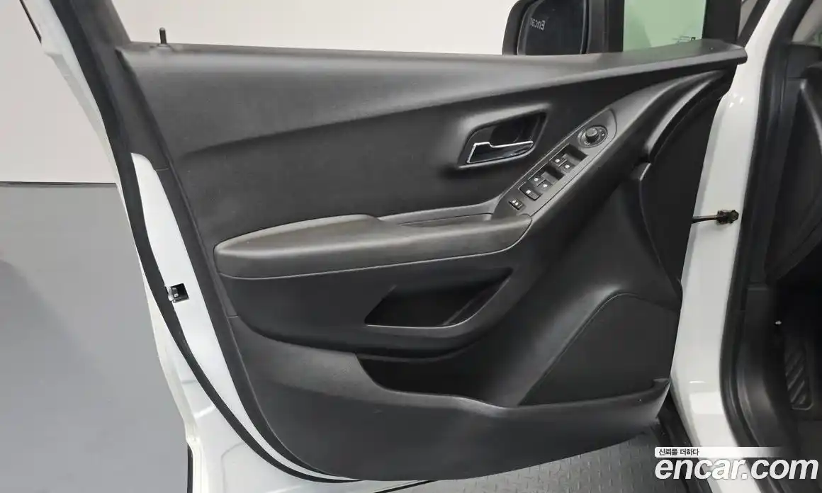 Chevrolet Trax 2014 1.4 гидро в Москве, фото 14