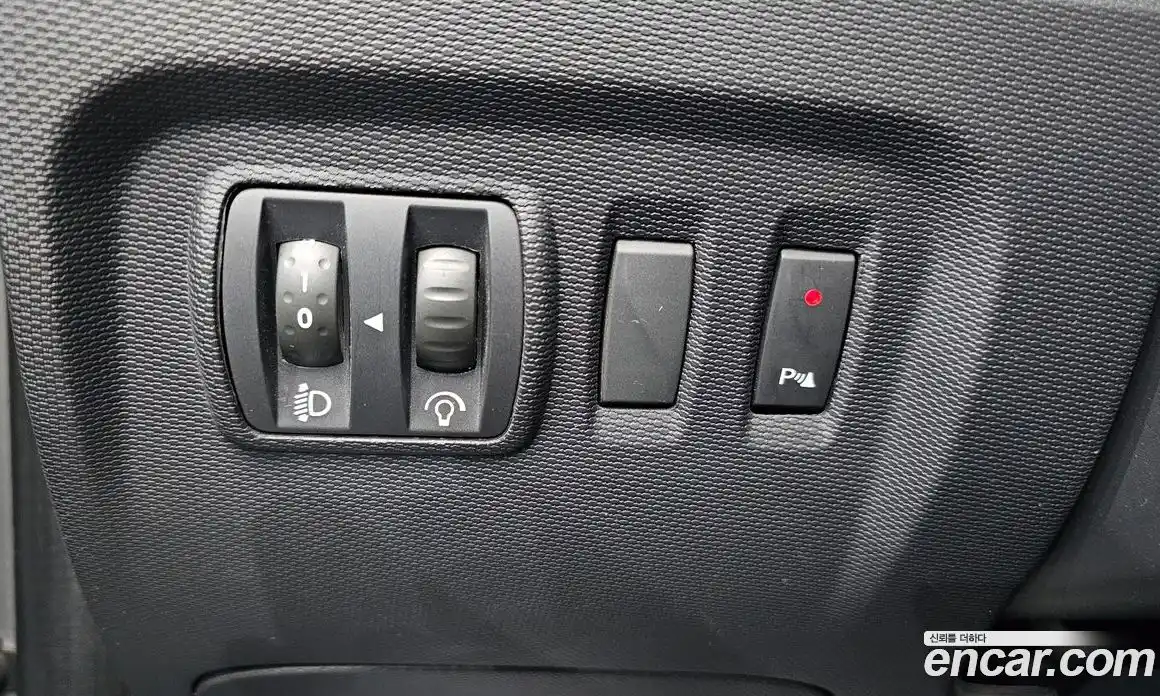 Renault QM3 2014 1.5 гидро в Москве № 1346773, фото 25