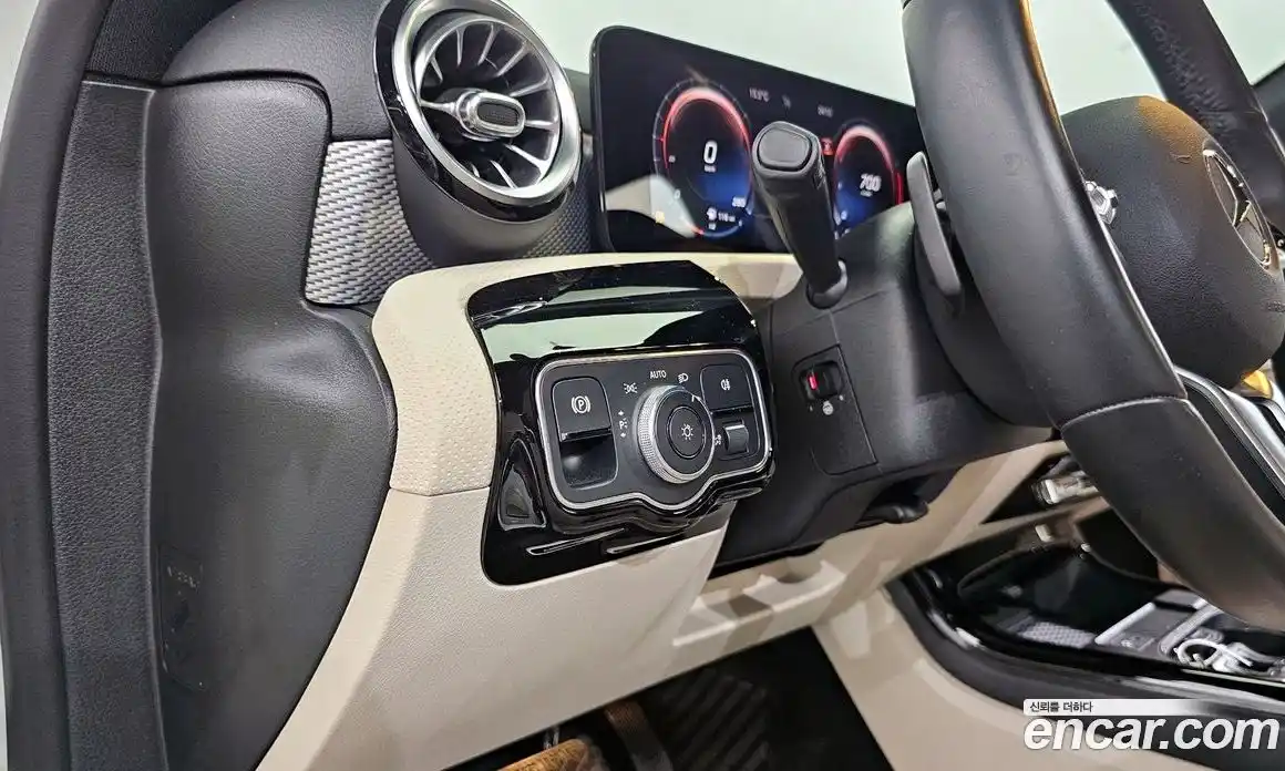 Mercedes-Benz A-Class 2021 2.0 гидро в Москве № 1347856, фото 21