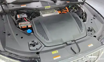 Audi e-tron 2020 0.2 гидро в Москве № 1348246, миниатюра 6
