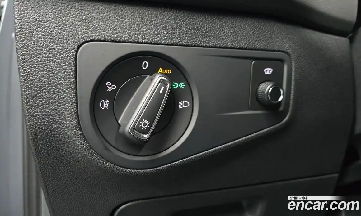 Volkswagen Tiguan 2021 2.0 гидро в Москве № 1350350, фото 19