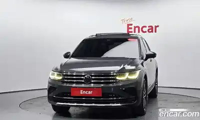 Volkswagen Tiguan 2021 2.0 гидро в Москве № 1350350, миниатюра 2