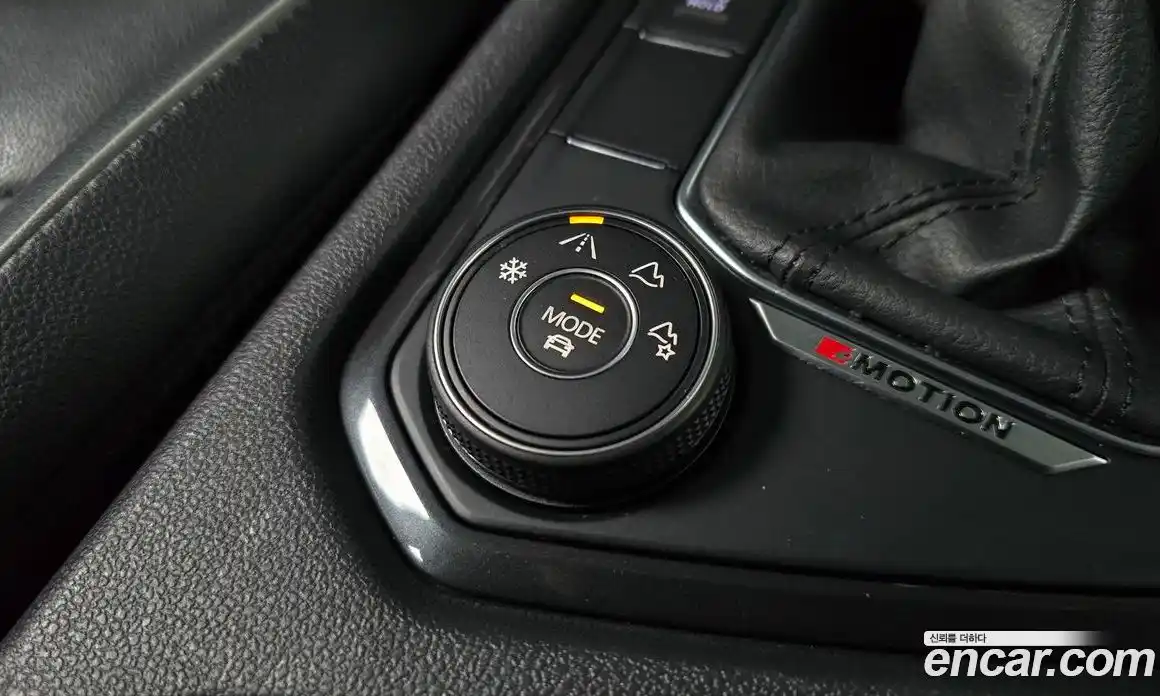 Volkswagen Tiguan 2021 2.0 гидро в Москве № 1350350, фото 27