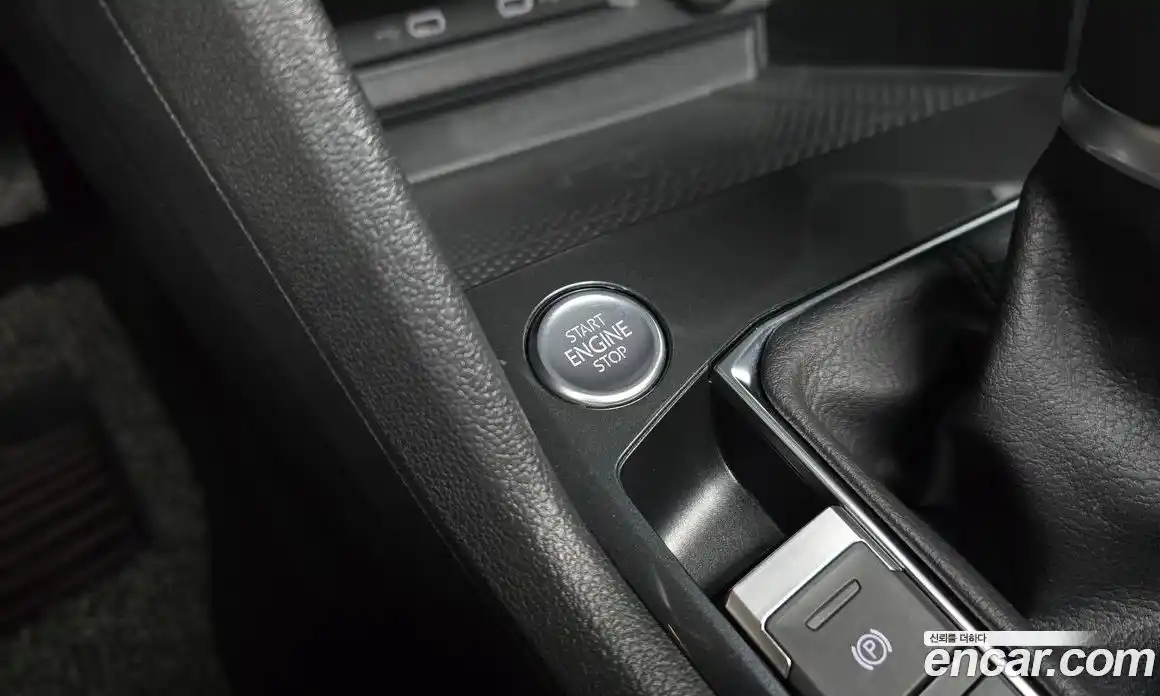 Volkswagen Tiguan 2021 2.0 гидро в Москве № 1350350, фото 28