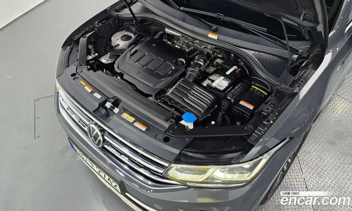 Volkswagen Tiguan 2021 2.0 гидро в Москве № 1350350, фото 5
