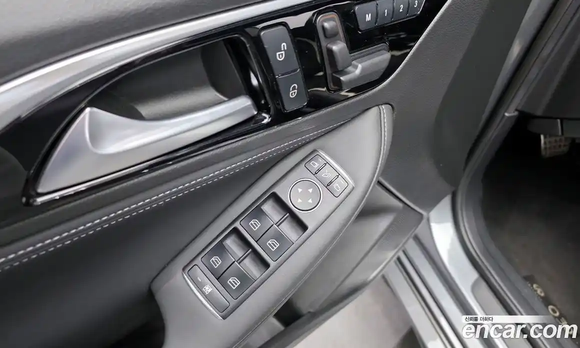 Infiniti Q30 2019 2.0 гидро в Москве № 1351215, фото 19