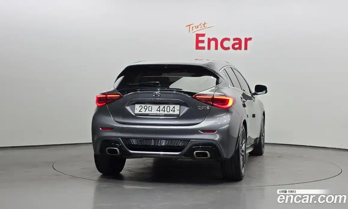 Infiniti Q30 2019 2.0 гидро в Москве № 1351215, фото 4