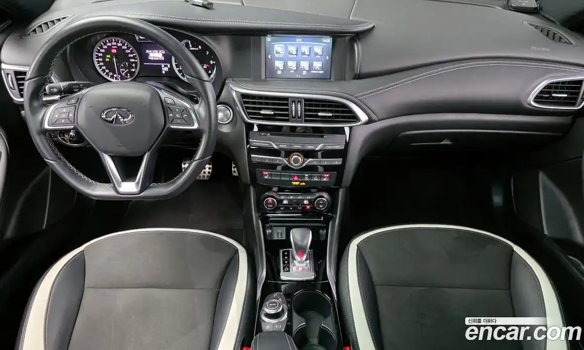 Infiniti Q30 2019 2.0 гидро в Москве № 1351215, фото 10