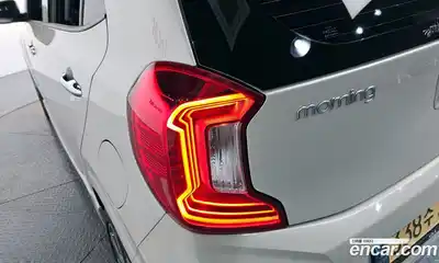 Kia Morning 2023 1.0 гидро в Москве № 1399532, миниатюра 9