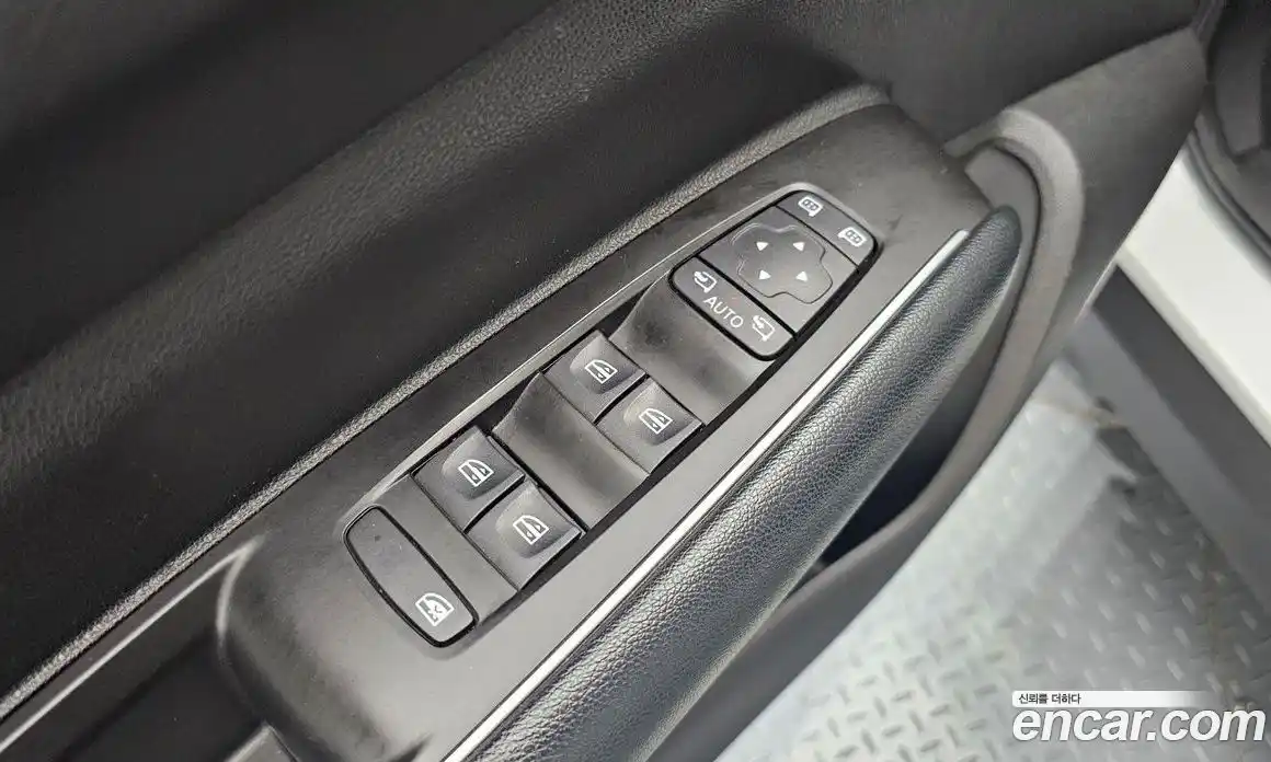 Renault QM6 2022 2.0 гидро в Москве № 1402487, фото 23