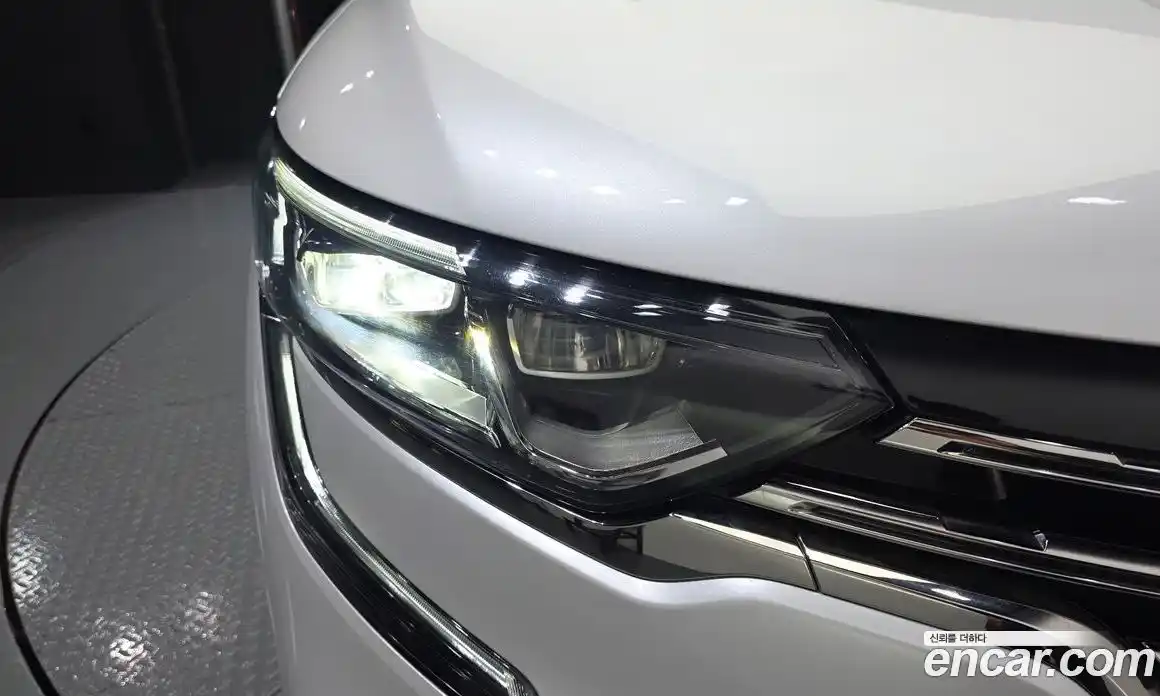 Renault QM6 2018 2.0 гидро в Москве № 1402746, фото 8