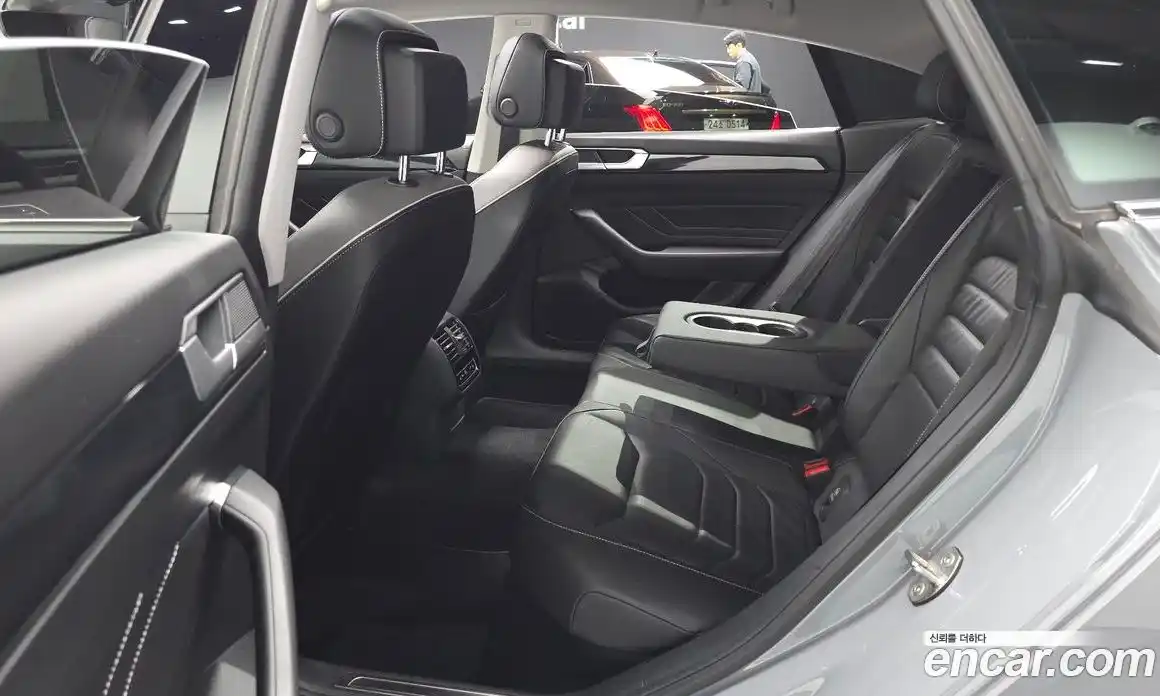 Volkswagen Arteon 2023 2.0 гидро в Москве № 1405526, фото 18