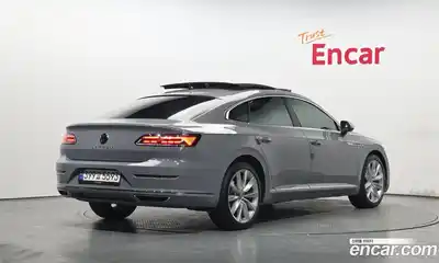 Volkswagen Arteon 2023 2.0 гидро в Москве № 1405526, миниатюра 2