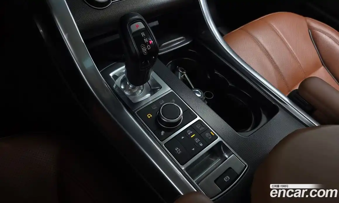 Land Rover Range-Rover Sport 2016 3.0 гидро в Москве № 1423354, фото 12