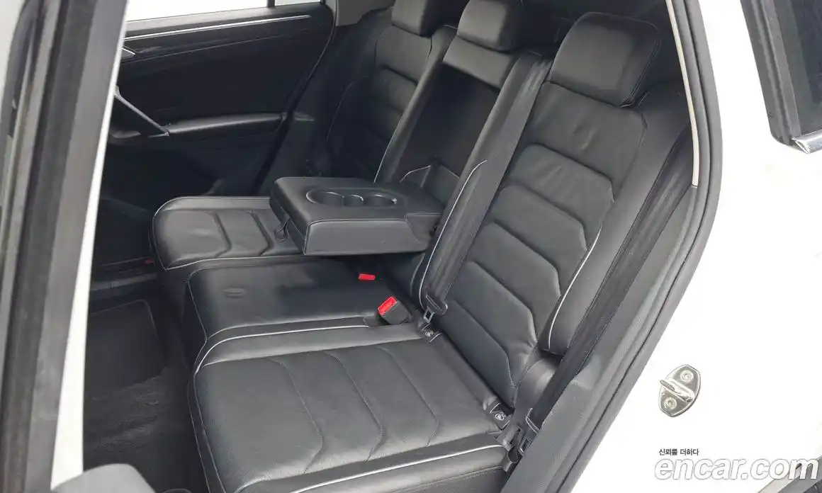 Volkswagen Tiguan 2018 2.0 гидро в Москве № 1424073, фото 16