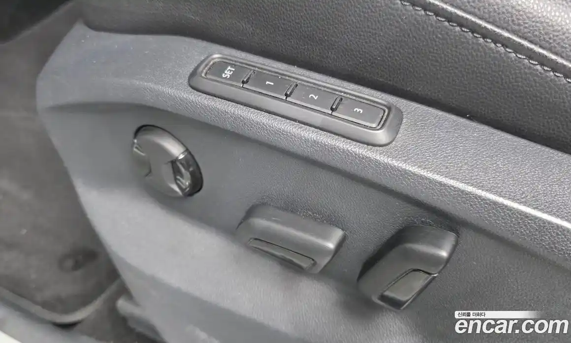 Volkswagen Tiguan 2018 2.0 гидро в Москве № 1424073, фото 25