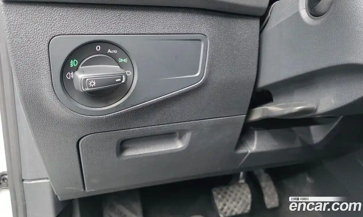 Volkswagen Tiguan 2018 2.0 гидро в Москве № 1424073, фото 30
