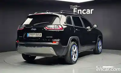 Jeep Cherokee 2022 2.4 гидро в Москве № 1424323, миниатюра 2
