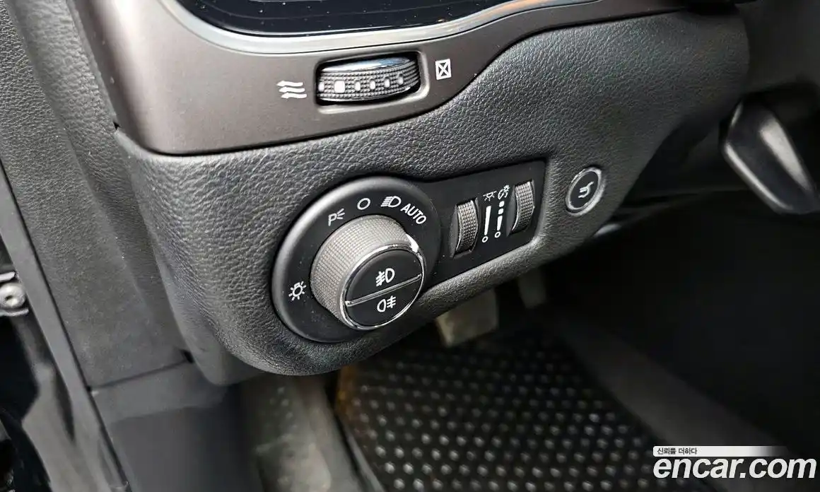 Jeep Cherokee 2022 2.4 гидро в Москве № 1424323, фото 30