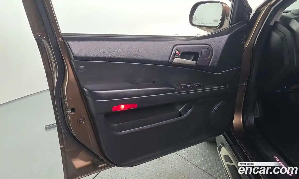 SsangYong Korando 2015 2.0 гидро в Москве № 1539642, фото 14